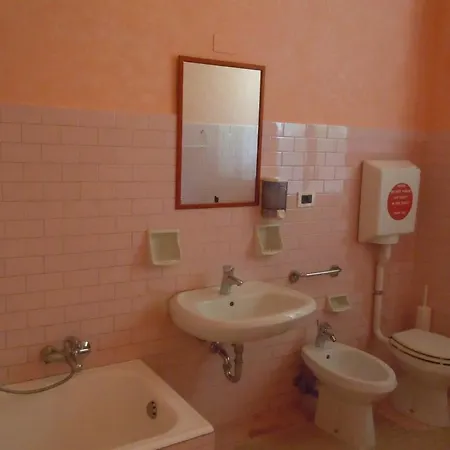 Cadoro 2* ונציה